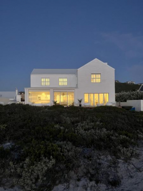 Yzer Beach House